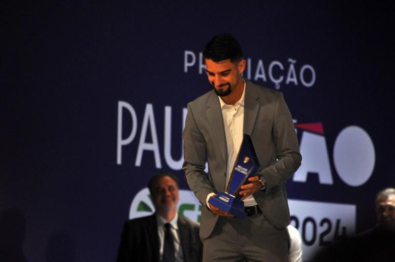O argentio Flaco Lópes, do Palmeiras, duplamente premiado. Foto: Marcos Júnior Micheletti/Portal Terceiro Tempo