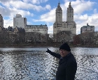 Achados & Perdidos: Milton Neves encarando -10&ordm;C em Nova Iorque para conhecer o Edif&iacute;cio Dakota