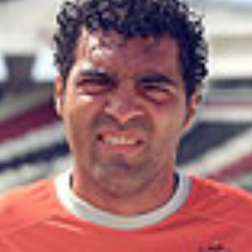 Roberto de Jesus  - Ex-zagueiro do Santa Cruz e t&eacute;cnico