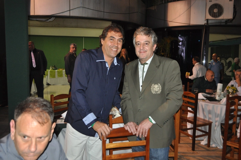 Alexandre Rosa e Paulo Nobre na noite de 23 de setembro de 2016, na festa dos veteranos do Palmeiras, no Palestra Itália. Foto: Marcos Júnior Micheletti/Portal TT