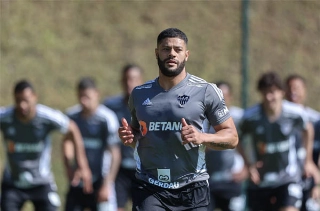 Hulk, em grande fase, durante atividade na Cidade do Galo. Foto: Pedro Souza/Atlético