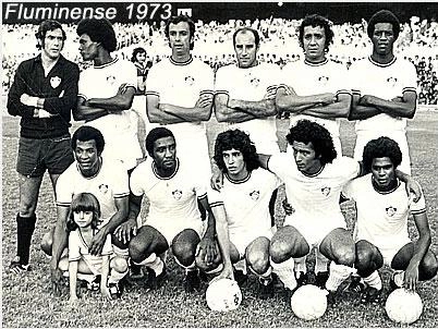 EM PÉ: Félix, Toninho, Bruñel, Gérson, Assis e Marco Antônio. AGACHADOS: Cafuringa, Mazinho, Cléber, Gil e Carlos Alberto Pintinho