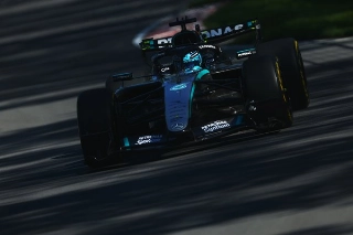 F1: Russell esbo&ccedil;a rea&ccedil;&atilde;o contra Antonelli e larga em primeiro na Sprint em Montreal
