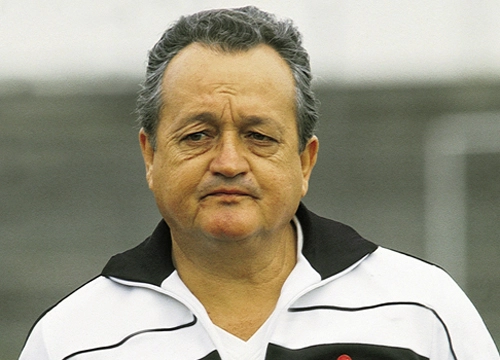 Jorge Vieira   - Ex-técnico do Corinthians e Botafogo-RP