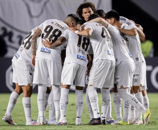 Santos recebe o Deportivo Cuenca mirando sobreviver na Sul-Americana