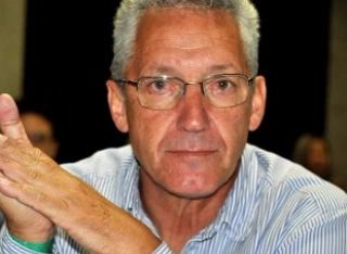 PARAB&Eacute;NS, POLOZZI - Revelado pela Ponte Preta, ex-quarto-zagueiro completa 71 anos!