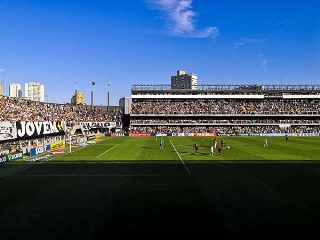 José Carlos Peres explicou conversas para encaminhar a reforma do estádio santista. Foto: Santos/Divulgação