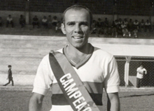 Zu&iacute;no  - Ex-ponta do Botafogo-RP e Am&eacute;rica RJ