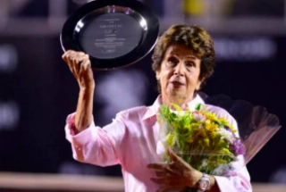SAUDADES -  Maria Esther Bueno completaria 87 anos neste domingo