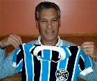 Parab&eacute;ns! Ancheta, que marcou &eacute;poca na zaga gremista, completa 78 anos!