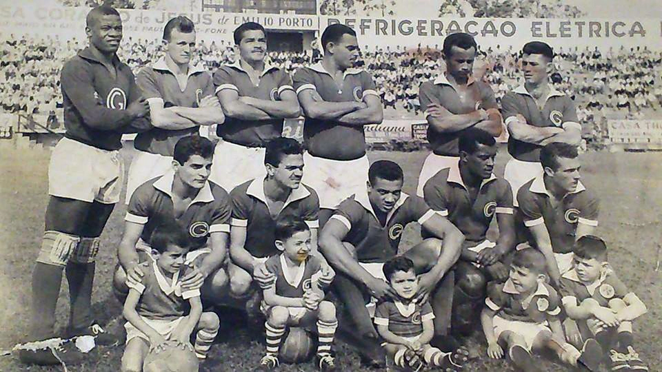 Guarani em 1960: Em pé: Dimas, Ferrari, Ditinho, Walter, Eraldo e Diogo. Agachados: Paulo Leão, Ilton, Cabrita, Benê e Oswaldo. Foto enviada pelo jornalista Roberto Diogo.