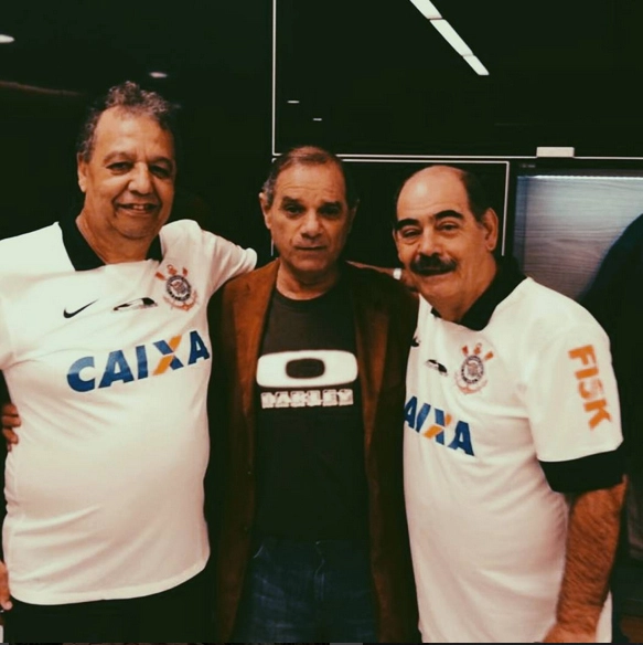 Tião, o desembargador Miguel Marques e Silva e Rivellino na festa de inauguração da Arena Corinthians, em 10 de maio de 2014. Foto: Marcos Júnior/Portal TT