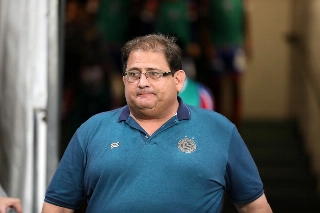 Ex-treinador do Bahia está sendo analisado pela diretoria santista. Foto: Felipe Oliveira / EC Bahia