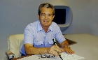Saudade: Ou&ccedil;a uma entrevista de L&eacute;o Batista a Milton Neves. Locutor completaria 94 anos