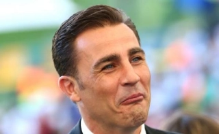 Cannavaro é condenado a 10 meses de prisão por invadir a própria casa