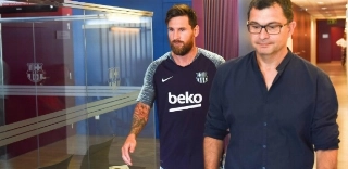 Messi, Jordi Alba, Piqué e Busquets se apresentam ao Barça após a Copa