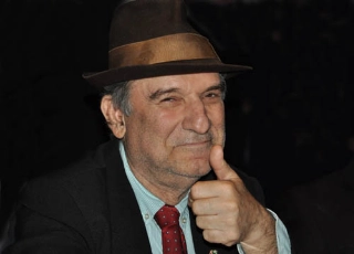 Parab&eacute;ns, Osmar Santos, 77 anos! Por Marcos J&uacute;nior Micheletti