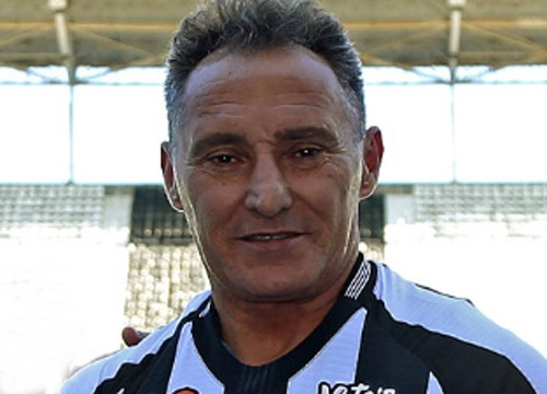 Osmar Guarnelli - Ex-zagueiro do Galo e Botafogo