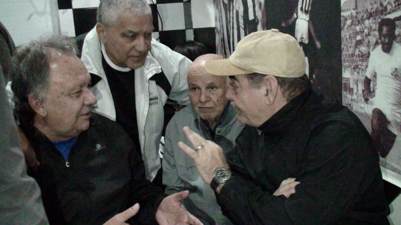 Da esquerda para a direira: Negreiros, Pepe e Rivellino, na festa do ex-jogador Coutinho, em Santos (2016). Foto: reprodução