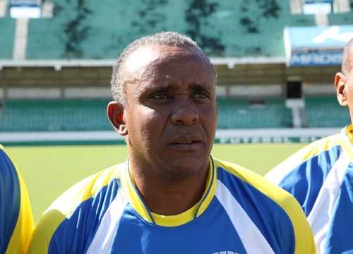 Juary - Ex-centroavante do Santos, Porto e Internazionale