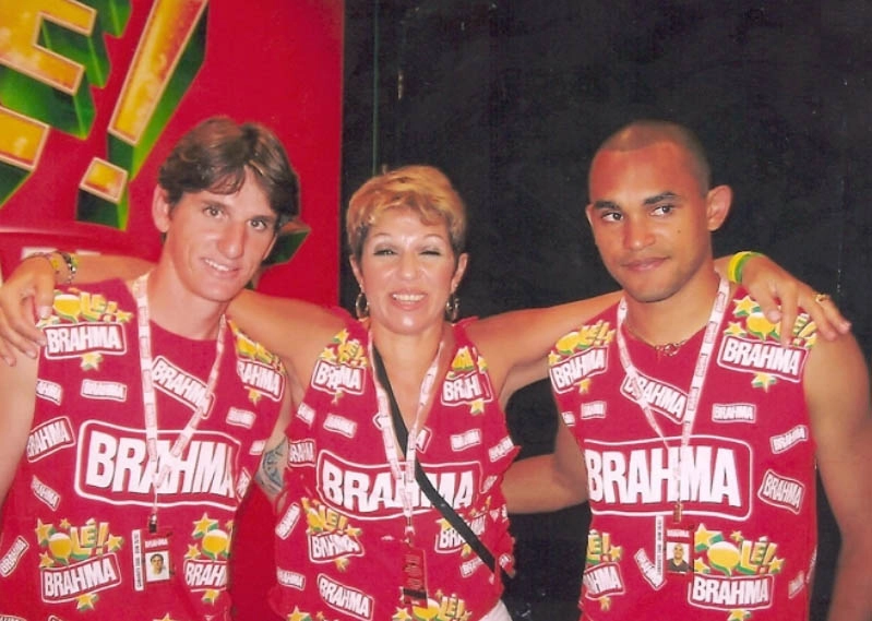Durante um Carnaval, no Camarote da Brahma, Marcinho Guerreiro, Lenice e Washington