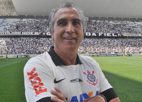 Juninho Fonseca   - Ex-zagueiro da Ponte Preta e Corinthians