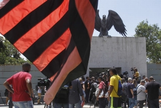 Promotores pediram que o Judiciário bloqueie R$ 57,5 milhões da conta do clube