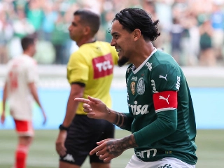 Verdão lidera o campeonato com 39 pontos, quatro a frente do Corinthians, que aparece em segundo. Foto: Cesar Greco