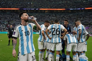 O 'Quarto Tempo' do Futebol: neg&oacute;cios na sombra da hidrata&ccedil;&atilde;o. Por Ricardo Setyon