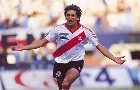 Parab&eacute;ns, Ram&oacute;n Diaz, 67 anos! Veja belos gols do ex-atacante, hoje treinador