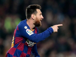 Cube inglês se vê em boa posição para contratar o craque argentino. Foto: Facebook/Reprodução