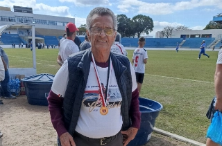 Parab&eacute;ns, Peixinho! Autor do primeiro gol no Morumbi completa 86 anos