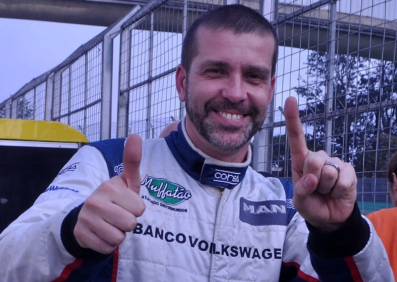 Fórmula Truck David Muffato faz volta perfeita para conquistar a pole