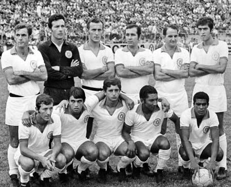 Em 1969 (foto no dia 22 de fevereiro), Brida comandava o São Bento de Sorocaba-SP. Em pé: Aranha, Élcio, Brida, Gibe, Dorival e João Carlos (ex-Santos Futebol Clube). Agachados: Priá, Écio Pasca, Morais Chiclete, Bazaninho e Batista, ex-Noroeste e Santos. Naquele dia esse time tomou de 4 a 0 do Corinthians