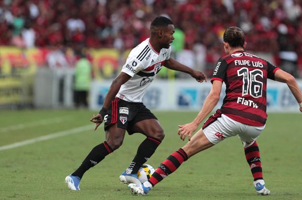 No primeiro turno o Rubro-Negro levou a melhor. Foto: Rubens Chiri/São Paulo 