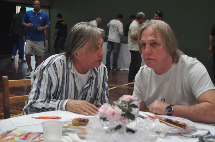 Écio e Pedrinho Pasca no almoço dos veteranos do Palmeiras, em 29 de setembro de 2012. Foto: Marcos Júnior/Portal TT
