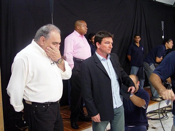 Em 21 de fevereiro de 2005 nos bastidores do programa 