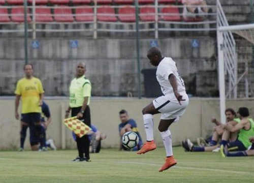 Wladimir dominando a bola com categoria, durante participação do Corinthians no Torneio Internacional de Futebol de Masters, disputado em janeiro de 2019, em Sete Lagoas (MG)