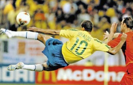 Na partida do Brasil contra a Bélgica, pelas oitavas-de-final do Mundial. Rivaldo marcou um dos gols da vitória brasileira por 2 a 0. Foto: iG/AFP