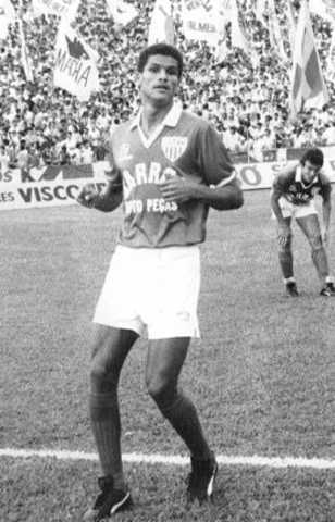 Rivaldo, no começo de carreira, no Mogi Mirim. Foto: iG/AP
