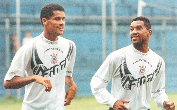 Viola e Rivaldo formaram dupla de ataque do Timão. Foto: iG/AP