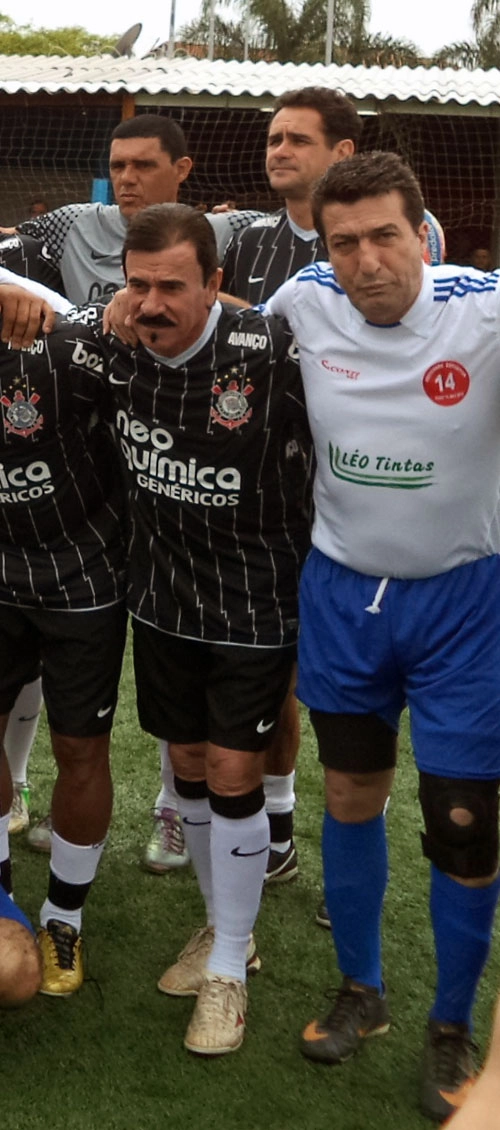 Zenon e Spina (frente) e Dagoberto e Tosin (atrás) no jogo entre Masters de São Miguel Paulista e Masters do Corinthians. Foto enviada por Carlos Alberto Spina 