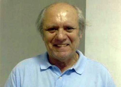 Salomão  - Ex-volante do Santos e do Náutico