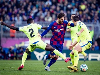 Craque argentino afirmou que Neymar sempre se mostrou arrependido por deixar o clube espanhol. Foto: Facebook/Reprodução