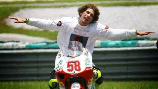 Saudade: Promissor piloto da Moto GP, Marco Simoncelli morria h&aacute; 15 anos