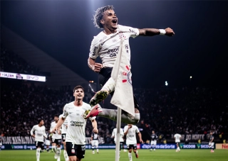 Kaio C&eacute;sar comemora gol contra o Remo. Foto: Rodrigo Coca/Ag&ecirc;ncia Corinthians