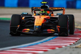 Brit&acirc;nico brilha em Hungaroring, como fez em 2025. Foto: McLaren Mastercard Formula 1 Team