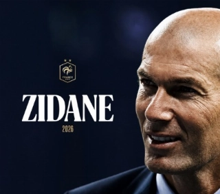 Fran&ccedil;a oficializa Zidane como sucessor de Deschamps