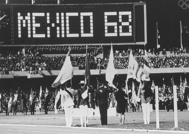 Preços baixos em Jogos Olímpicos de 1968 Programas esportivos Antigos