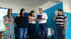 Achados & Perdidos: Milton Neves sendo homenageado em Muzambinho, na Escola Estadual Ces&aacute;rio Coimbra